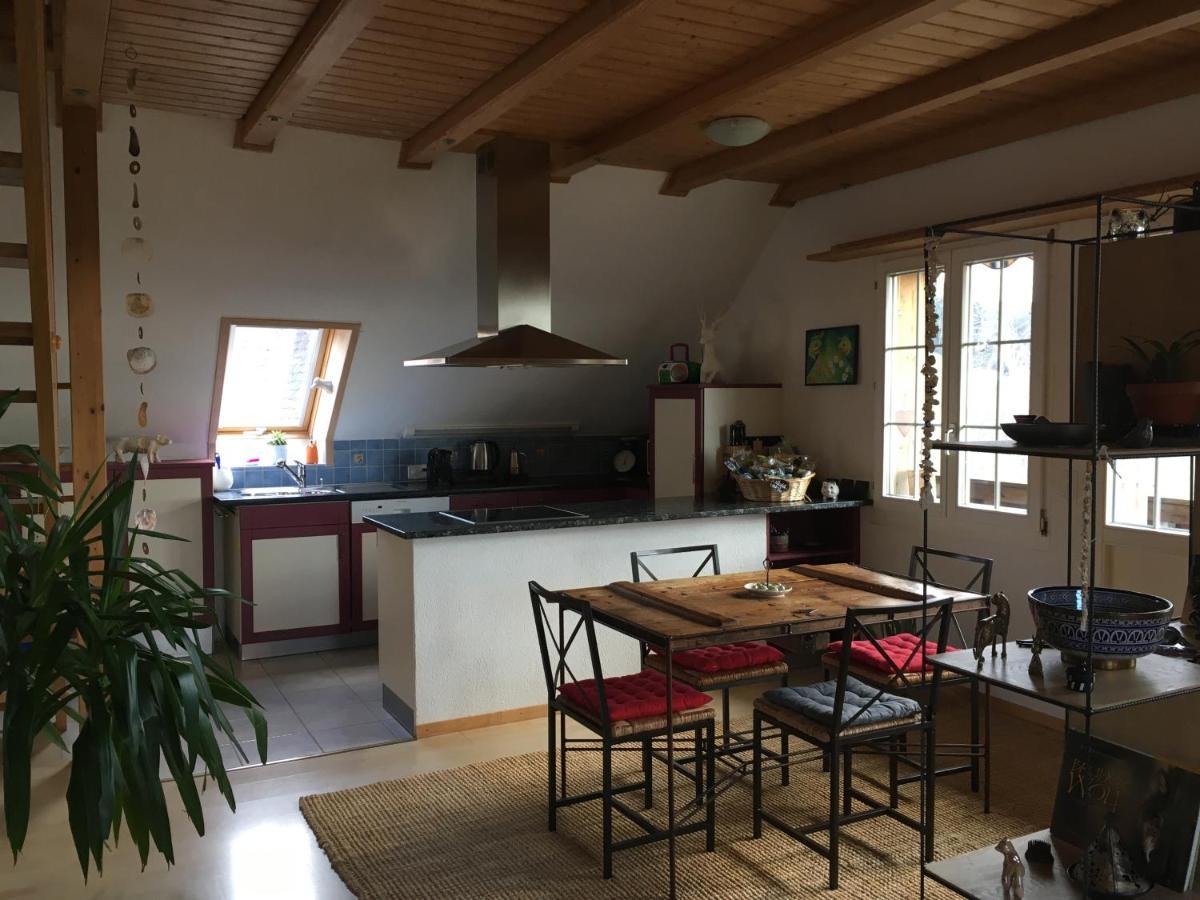 3,5 Zimmerferienwohnung Schwalbenaescht Rueeggisberg Екстериор снимка
