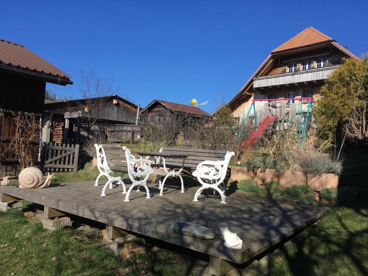 3,5 Zimmerferienwohnung Schwalbenaescht Rueeggisberg Екстериор снимка