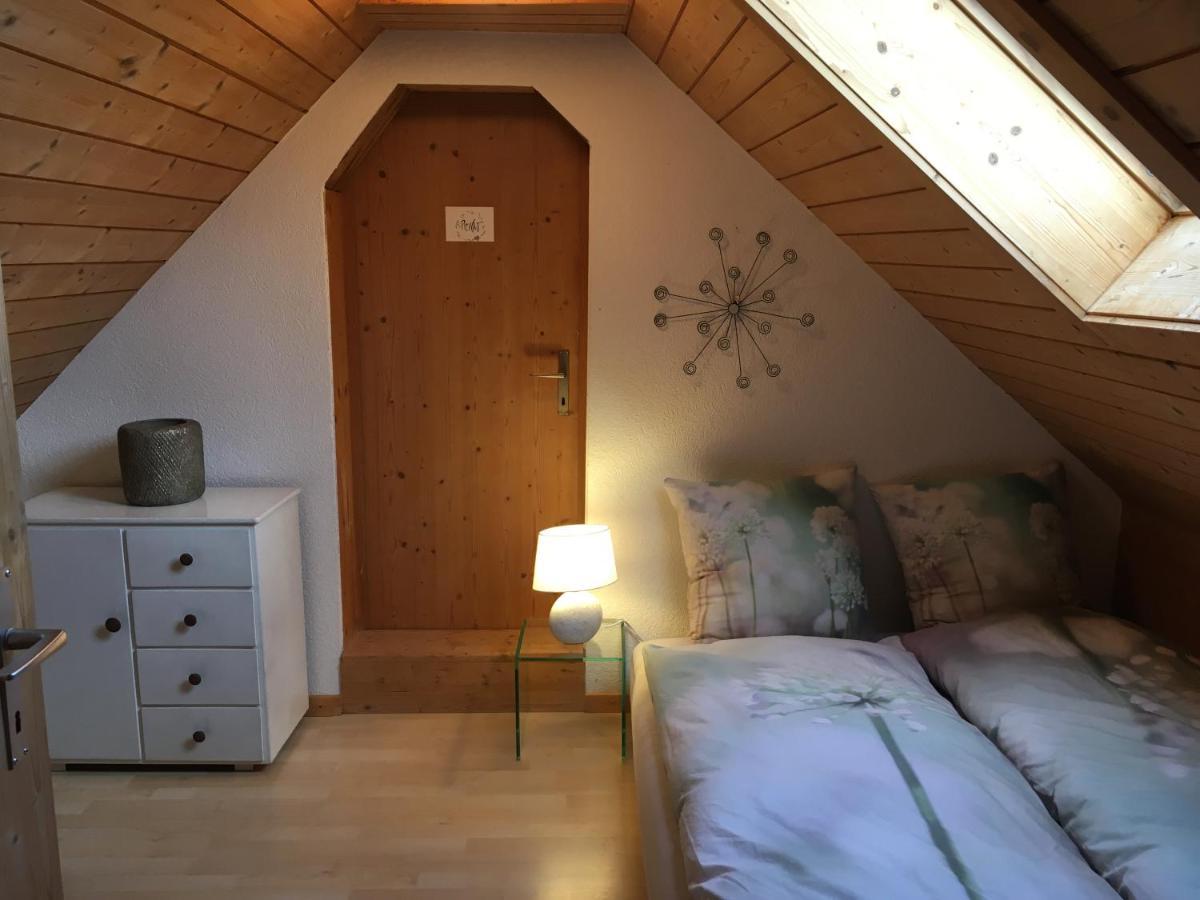 3,5 Zimmerferienwohnung Schwalbenaescht Rueeggisberg Екстериор снимка